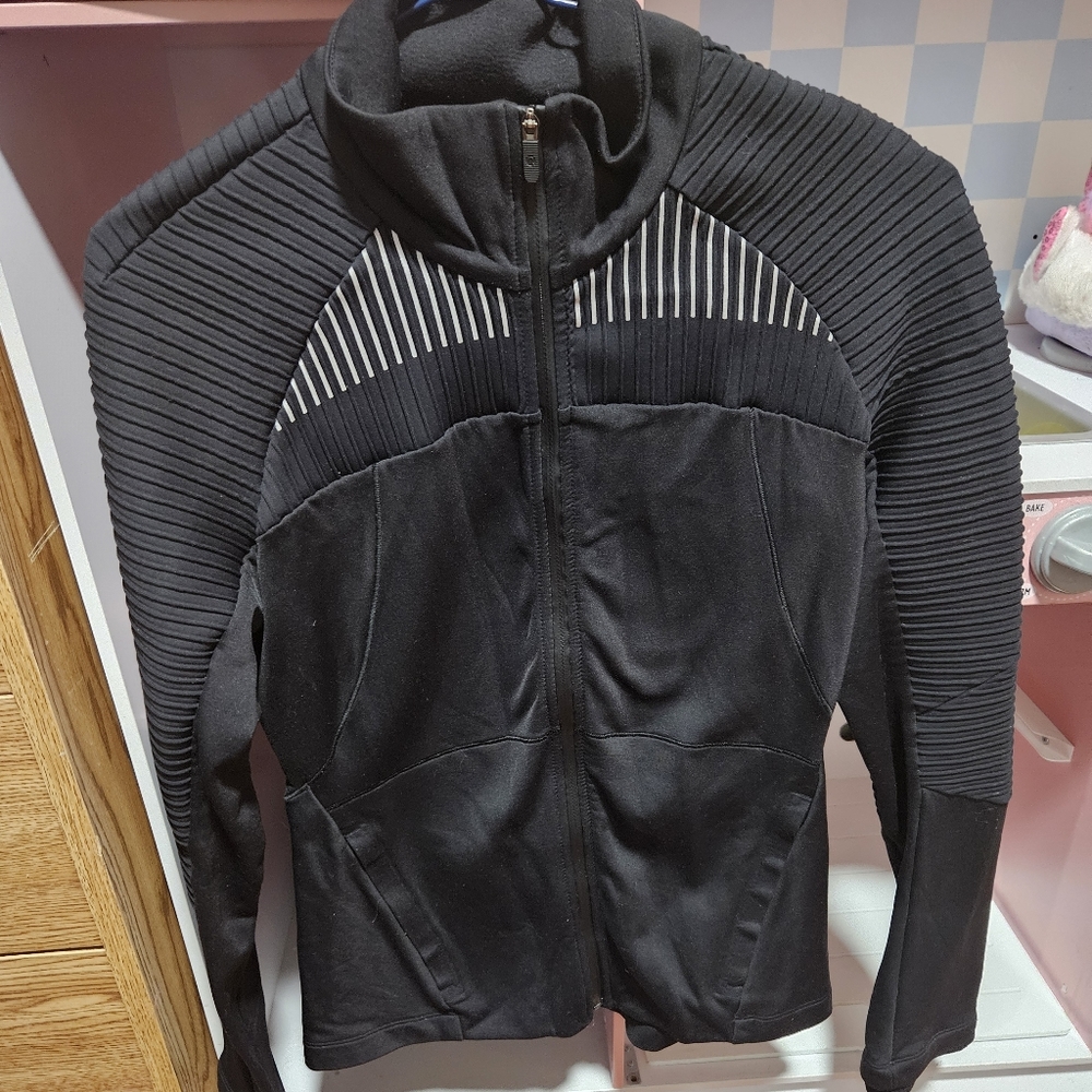 Lululemon sweater